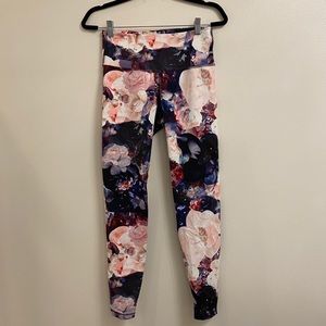 Old Navy active go-dry leggings
